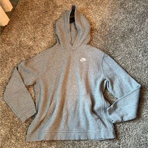 Nike standard fit hooded pullover sweatshirt